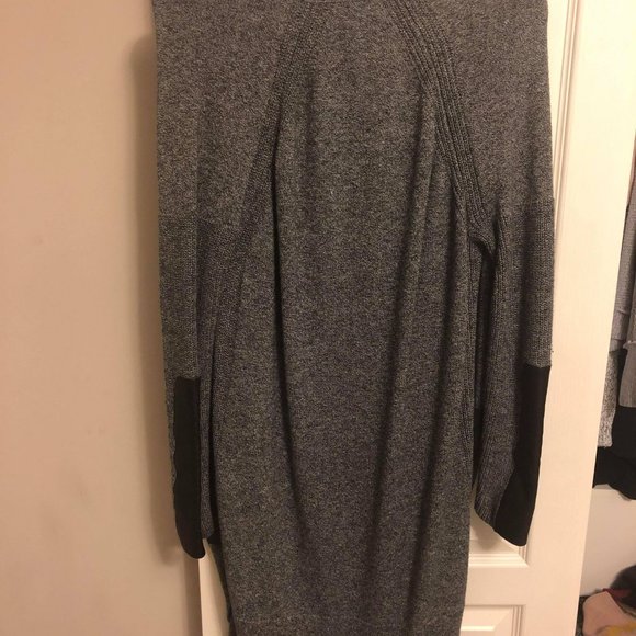 Banana Republic Knee Length Cardigan - Picture 2 of 2